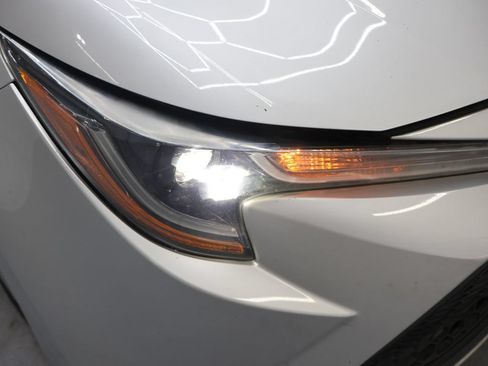 Used 2022 Toyota Corolla LE FWD image 27