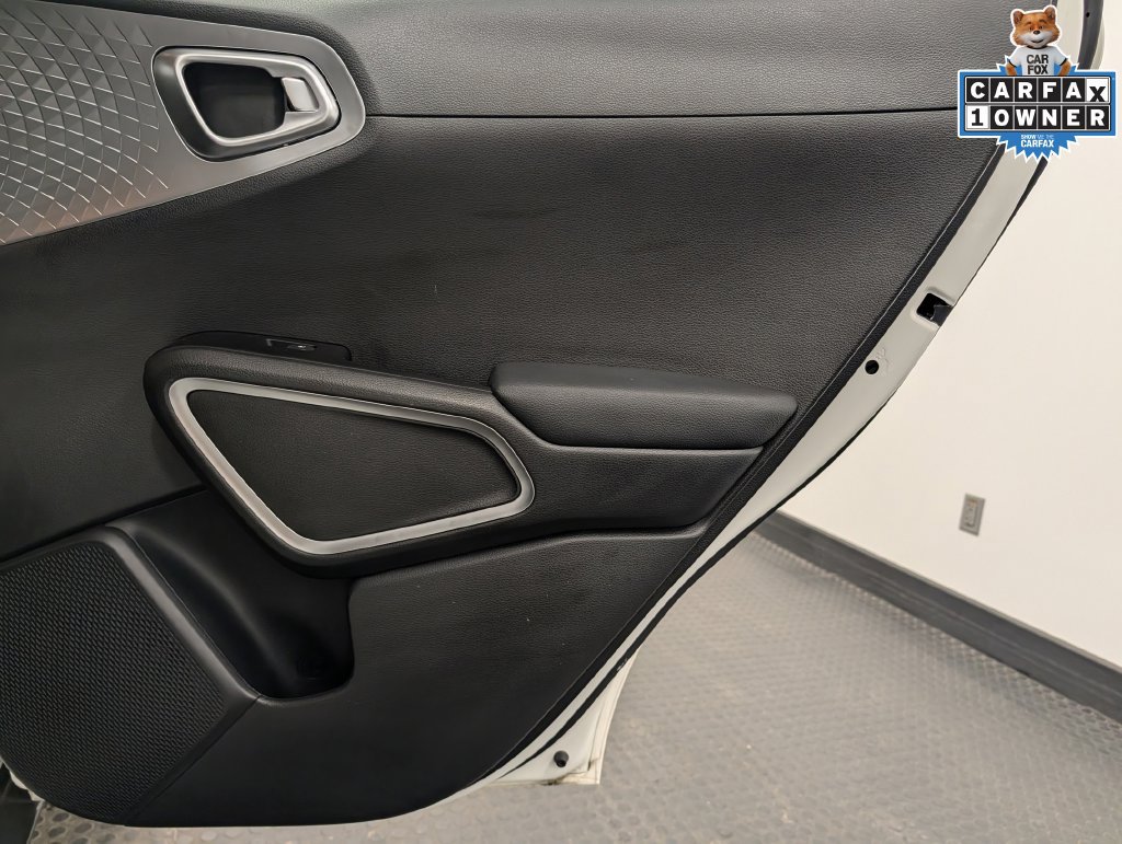 Certified 2025 Kia Soul LX FWD image 26