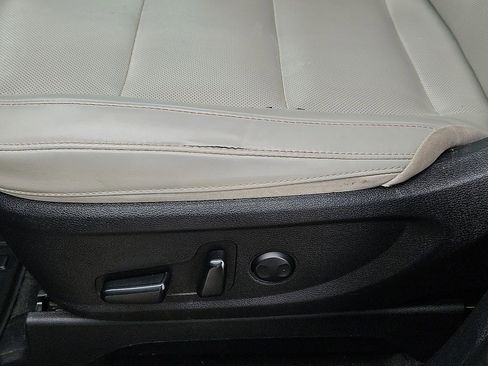 Used 2020 Kia Telluride S FWD image 23