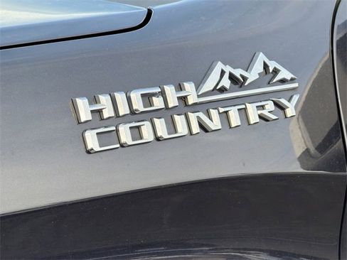 Used 2022 Chevrolet Silverado 1500 High Country w/ Z71 Off-Road Package image 10