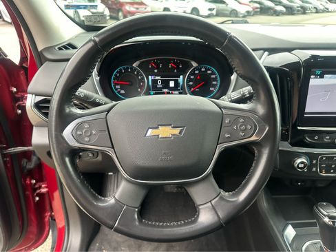 Used 2019 Chevrolet Traverse RS w/ LPO, Floor Liner Package AWD/4WD image 12