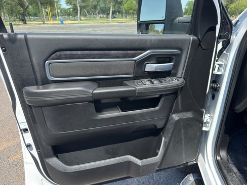 Used 2024 RAM 2500 Big Horn AWD/4WD image 21