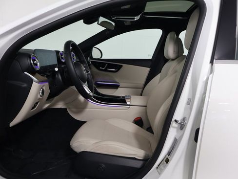 Used 2023 Mercedes-Benz C 300 Sedan image 10