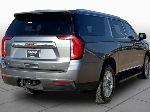 Used 2022 GMC Yukon XL SLT w/ SLT Premium Package AWD/4WD image 13
