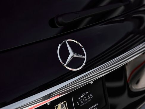 Used 2026 Mercedes-Benz Maybach GLS 600 4MATIC image 12