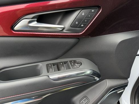 New 2026 Chevrolet Traverse RS AWD/4WD image 11