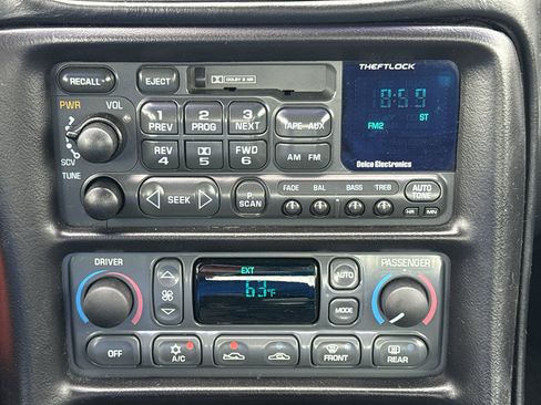 Used 2002 Chevrolet Corvette Coupe w/ Preferred Equipment Group2 RWD image 23