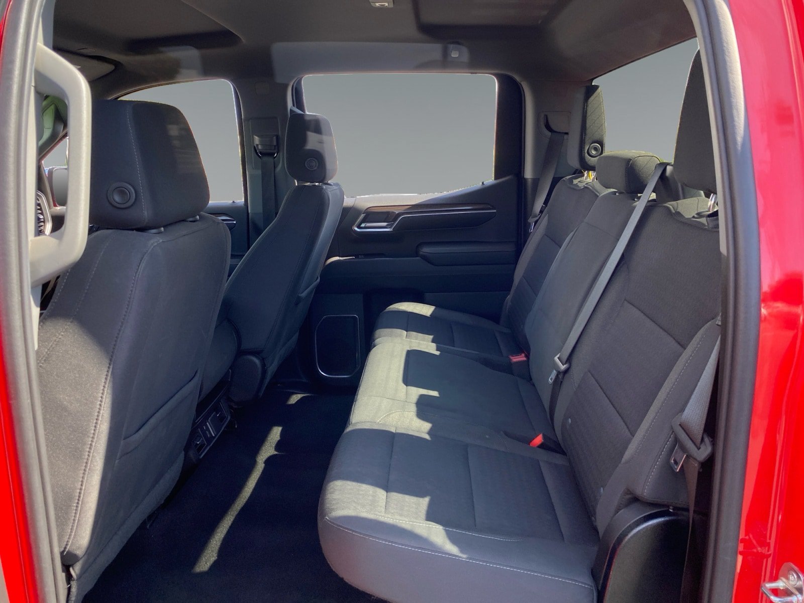 Used 2022 Chevrolet Silverado 1500 LT AWD/4WD image 13