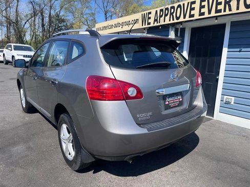 Used 2014 Nissan Rogue S w/ Convenience Package image 4