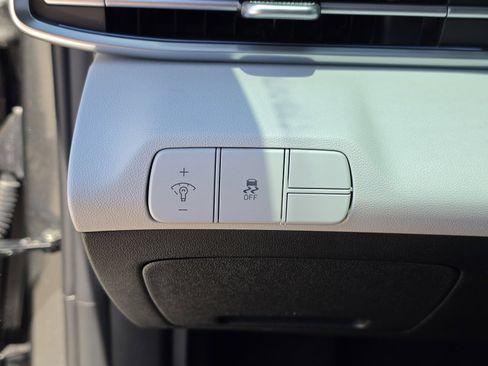 New 2026 Hyundai Elantra Limited FWD image 30