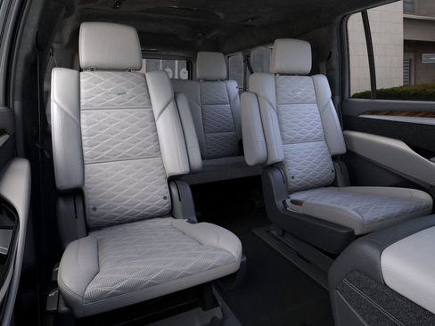 New 2026 Cadillac Escalade ESV Platinum Sport image 17