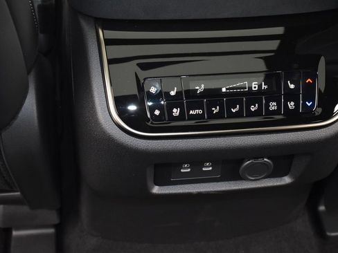 New 2026 INFINITI QX80 Autograph image 15