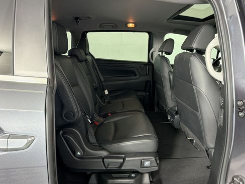 Certified 2024 Honda Odyssey EX-L image 32