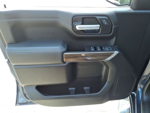 Used 2021 Chevrolet Silverado 1500 RST AWD/4WD image 17