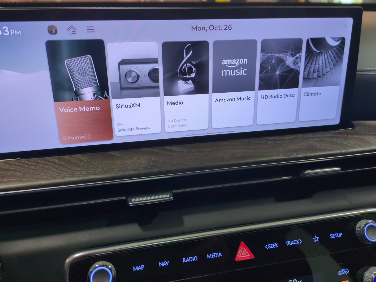 Certified 2025 Genesis GV80 2.5T Select AWD/4WD image 27