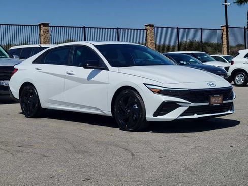 New 2026 Hyundai Elantra SEL Sport FWD image 33