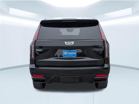 Used 2024 Cadillac Escalade ESV Sport Platinum w/ LPO, ONYX Package AWD/4WD image 4