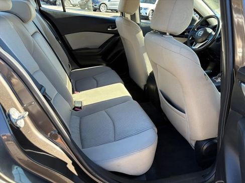 Used 2014 MAZDA MAZDA3 i Touring image 16
