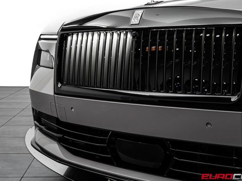 Used 2025 Rolls-Royce Spectre AWD/4WD image 12