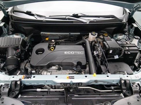 Used 2022 Chevrolet Equinox RS w/ LPO, Floor Liner Package image 11