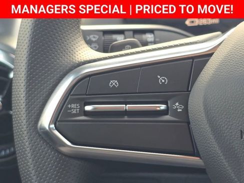 New 2026 Chevrolet Equinox EV LT image 26