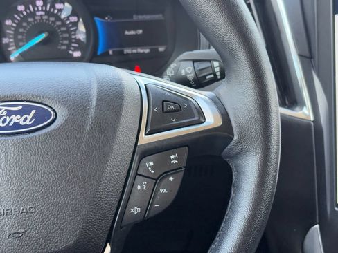 Used 2023 Ford Edge Titanium AWD/4WD image 12