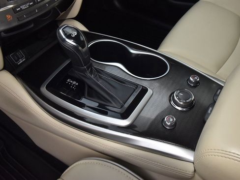 Used 2020 INFINITI QX60 Luxe image 31