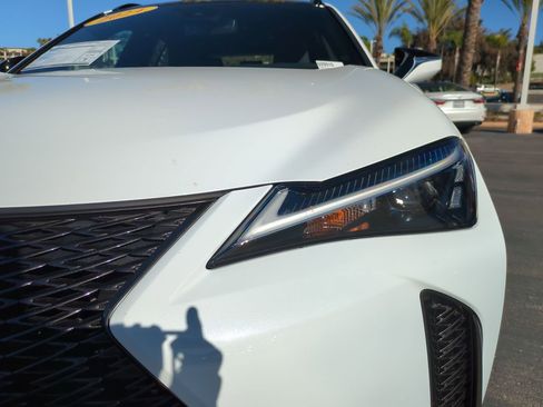 Certified 2024 Lexus UX 250h F Sport image 10