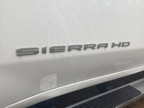 New 2026 GMC Sierra 2500 SLT w/ SLT Premium Package AWD/4WD image 10