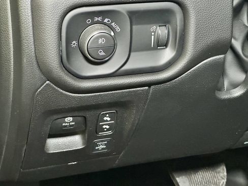Used 2025 RAM 1500 Big Horn AWD/4WD image 26