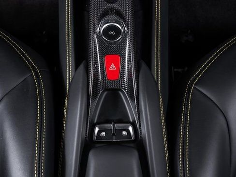 Certified 2022 Ferrari F8 Tributo image 46