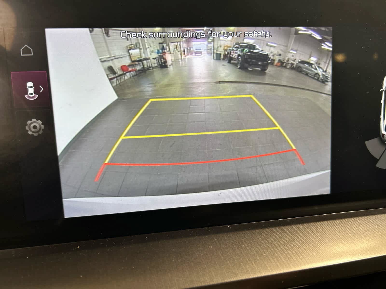 Used 2024 Kia Telluride S AWD/4WD image 5