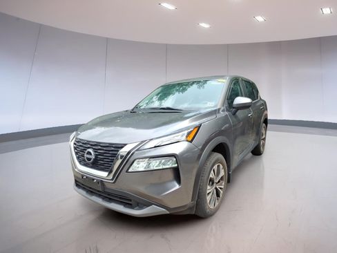 Used 2023 Nissan Rogue SV AWD/4WD image 2