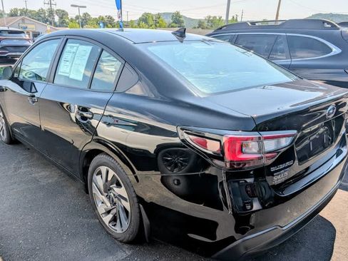 Certified 2025 Subaru Legacy Limited AWD/4WD image 4
