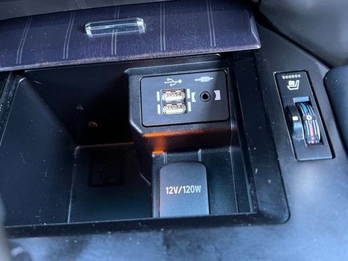 Certified 2020 Lexus GX 460 Premium w/ Premium Package image 24