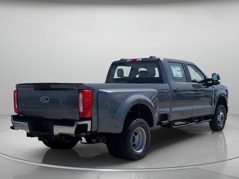 New 2026 Ford F350 XL w/ XL Chrome Package image 42
