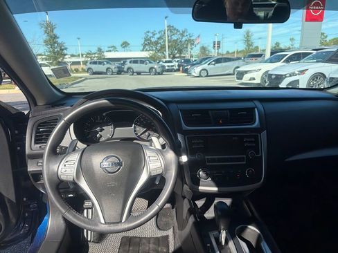 Used 2017 Nissan Altima 2.5 SR image 24