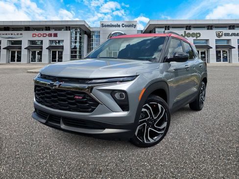 Used 2026 Chevrolet TrailBlazer RS w/ Driver Confidence Package FWD image 1