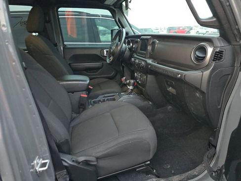 Used 2023 Jeep Wrangler Unlimited w/ Cold Weather Group image 13