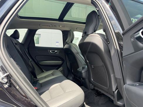 Certified 2025 Volvo XC60 B5 Plus w/ Climate Package AWD/4WD image 11