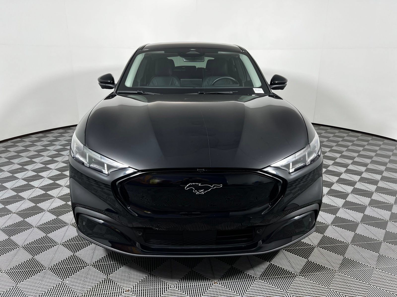 Used 2025 Ford Mustang Mach-E Premium RWD image 2