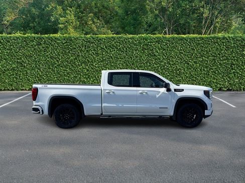 Used 2024 GMC Sierra 1500 Elevation AWD/4WD image 2