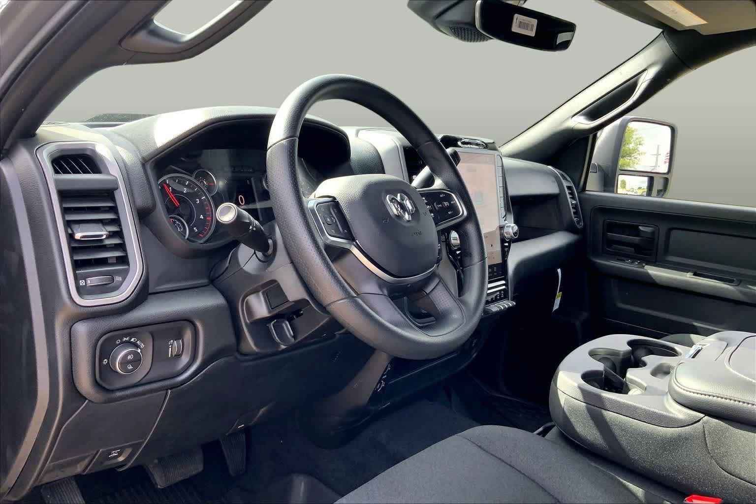 New 2026 RAM 2500 Warlock AWD/4WD image 8