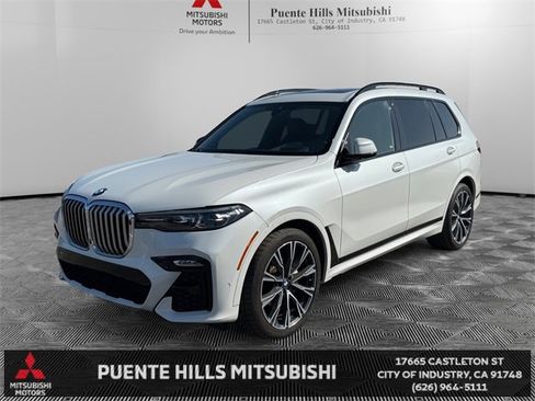 Used 2022 BMW X7 xDrive40i w/ M Sport Package image 1