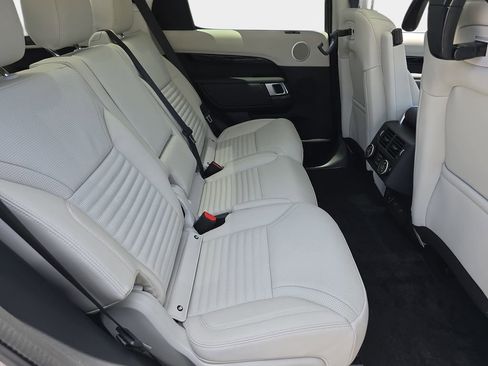 New 2026 Land Rover Discovery S AWD/4WD image 11