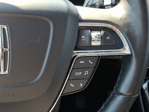 Used 2023 Lincoln Nautilus Reserve AWD/4WD image 23
