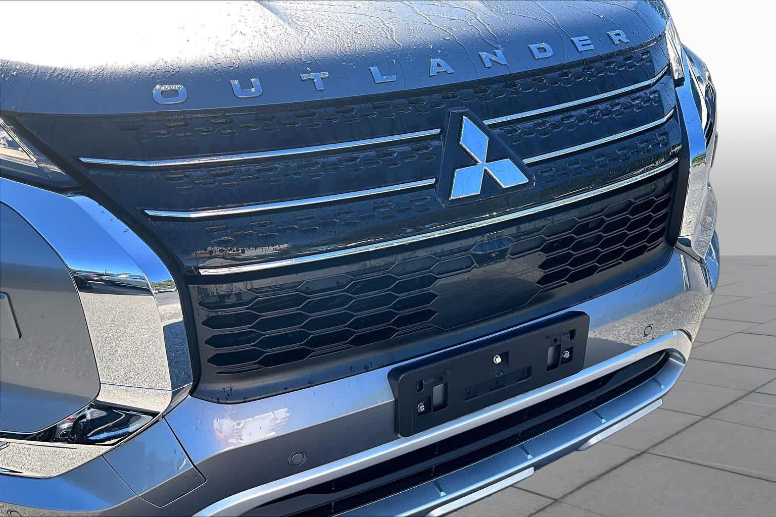 Used 2022 Mitsubishi Outlander SEL AWD/4WD image 30