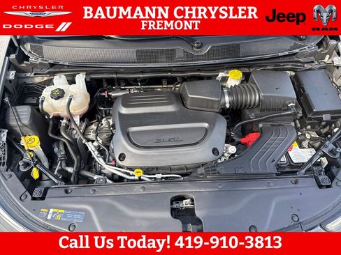 Used 2025 Chrysler Pacifica Select FWD image 21