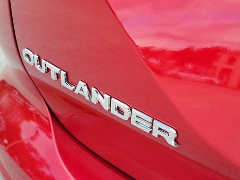 New 2026 Mitsubishi Outlander SE FWD image 9