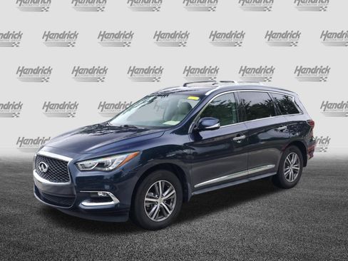 Used 2020 INFINITI QX60 Luxe w/ Essential Package FWD image 5